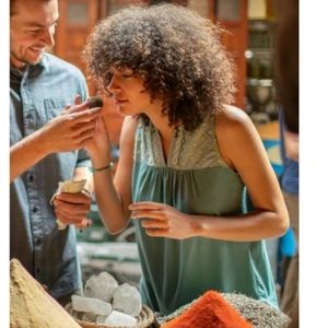 SHERPA Maya Embroidery sleeveless tank top